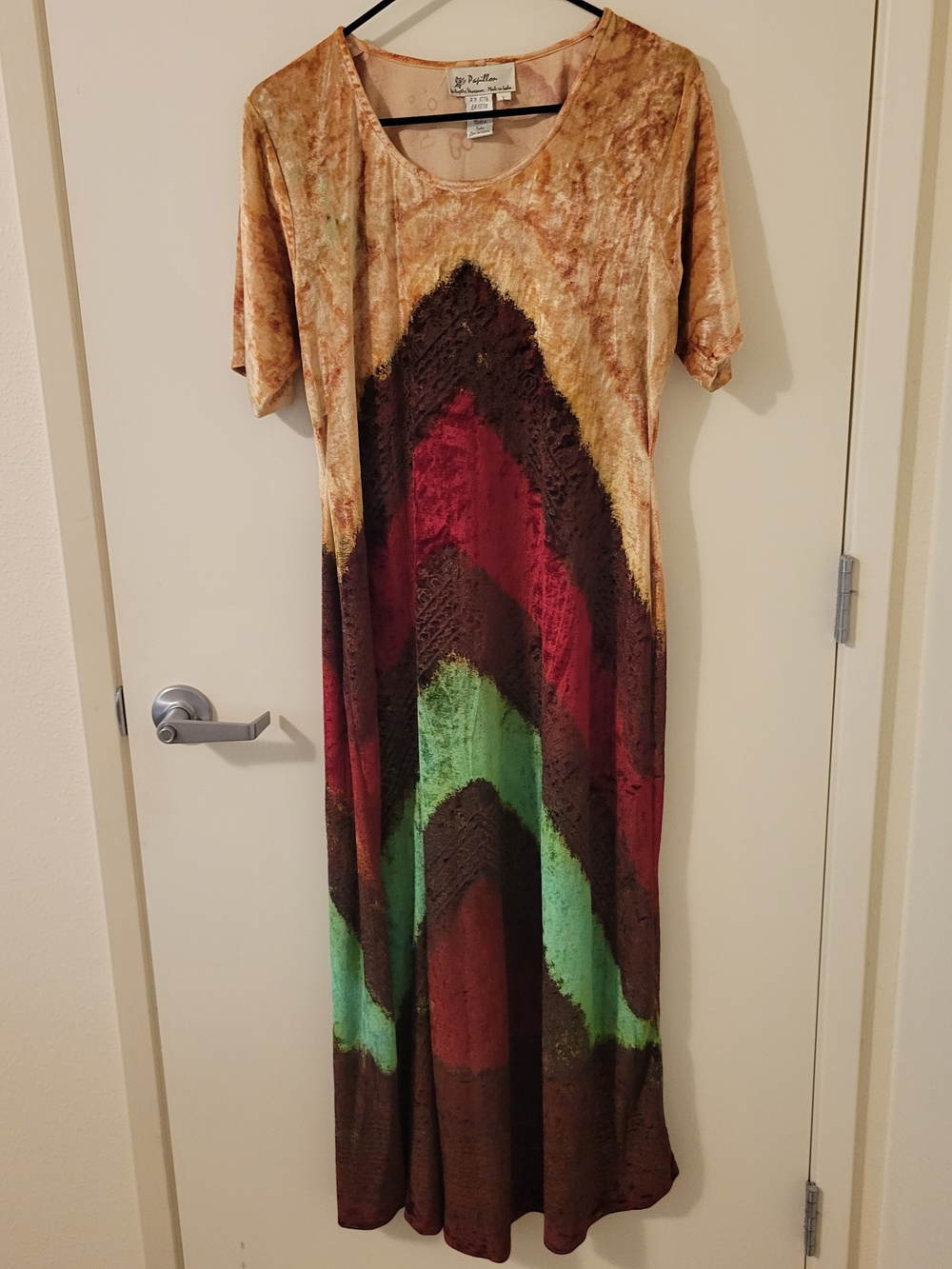 Papillon Blanc Crushed Velvet Maxi Dress in Gold, Burgundy & Green Chevron